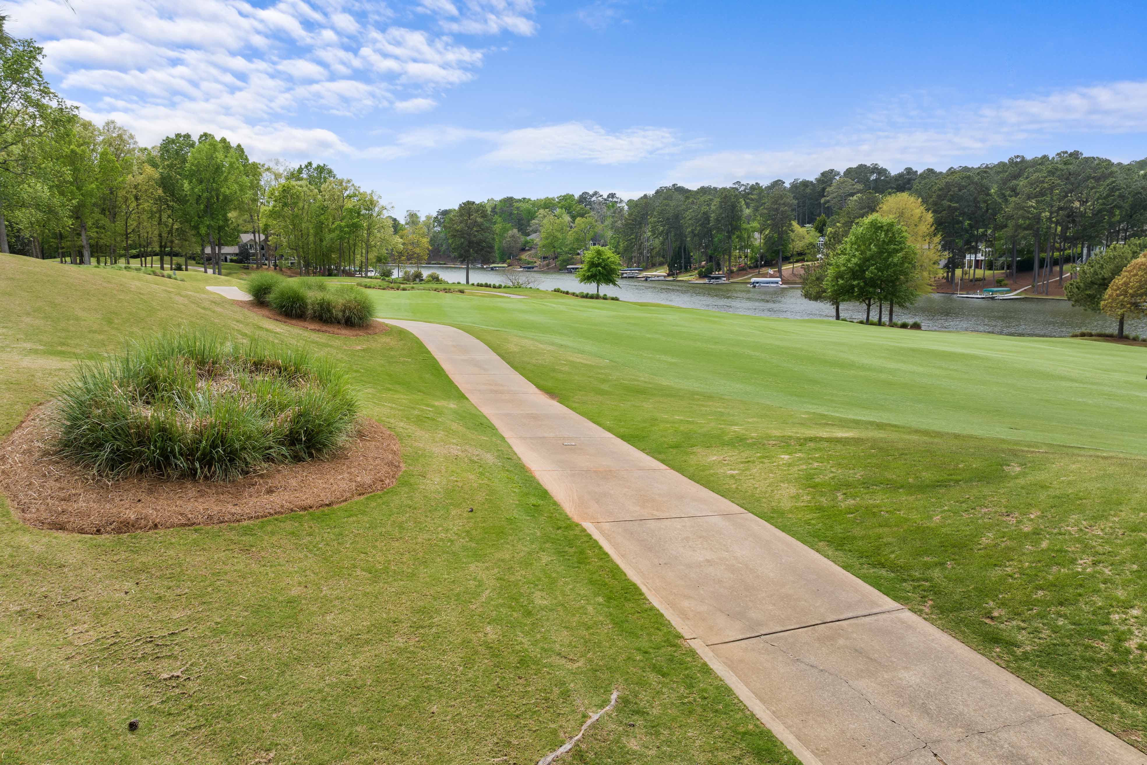 1080 Club Pointe Circle image 27